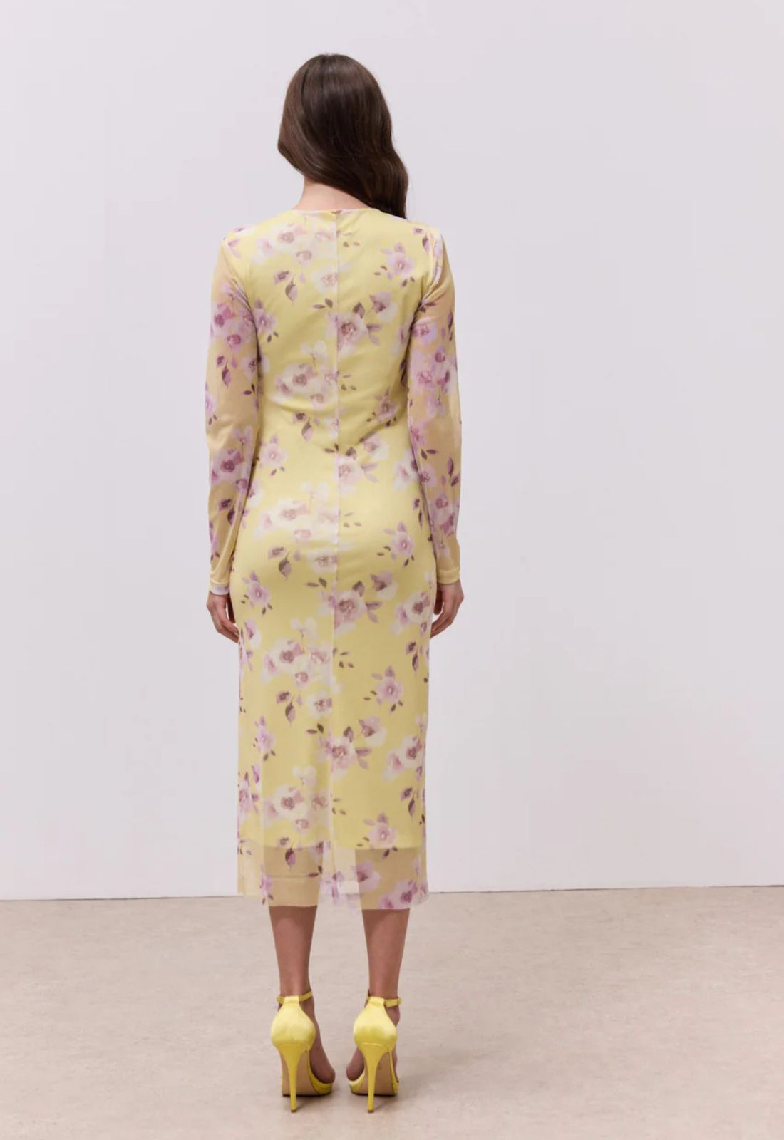 ΦΟΡΕΜΑ MIDI FLORAL ΜΕ ΣΟΥΡΕΣ-ΚΙΤΡΙΝΟ