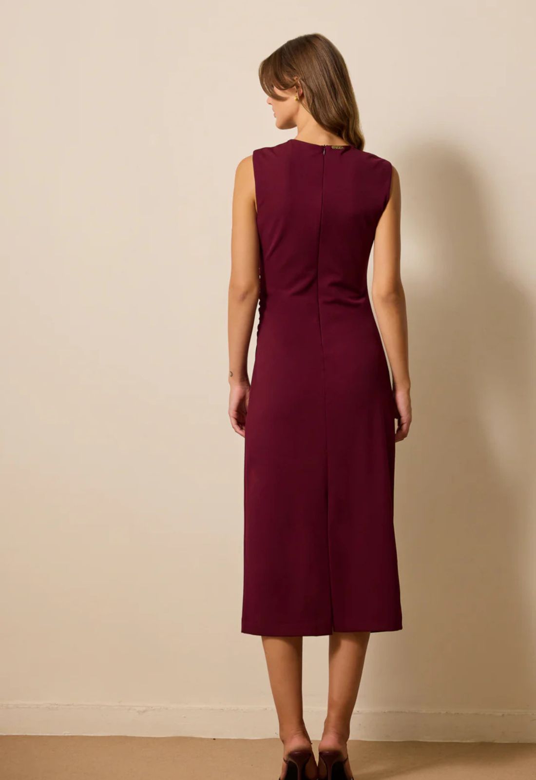 ΦΟΡΕΜΑ ΜΙΝΤΙ ΑΜΑΝΙΚΟ ΜΕ ΠΙΕΤΕΣ-ΜΠΟΡΝΤΟ