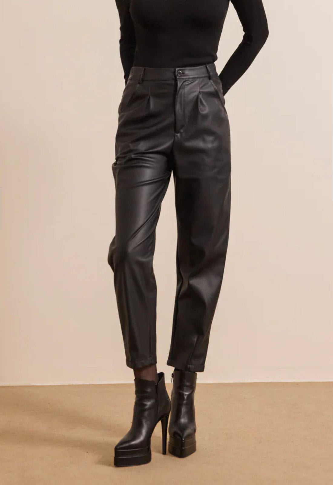 ΠΑΝΤΕΛΟΝΙ ΔΕΡΜΑΑΤΙΝΗΣ ΨΗΛΟΜΕΣΟ-ΜΑΥΡΟ