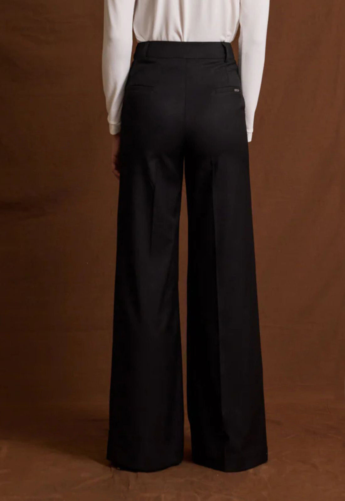 ΠΑΝΤΕΛΟΝΙ ΨΗΛΟΜΕΣΟ ΜΕ ΤΣΑΚΙΣΗ-ΜΑΥΡΟ