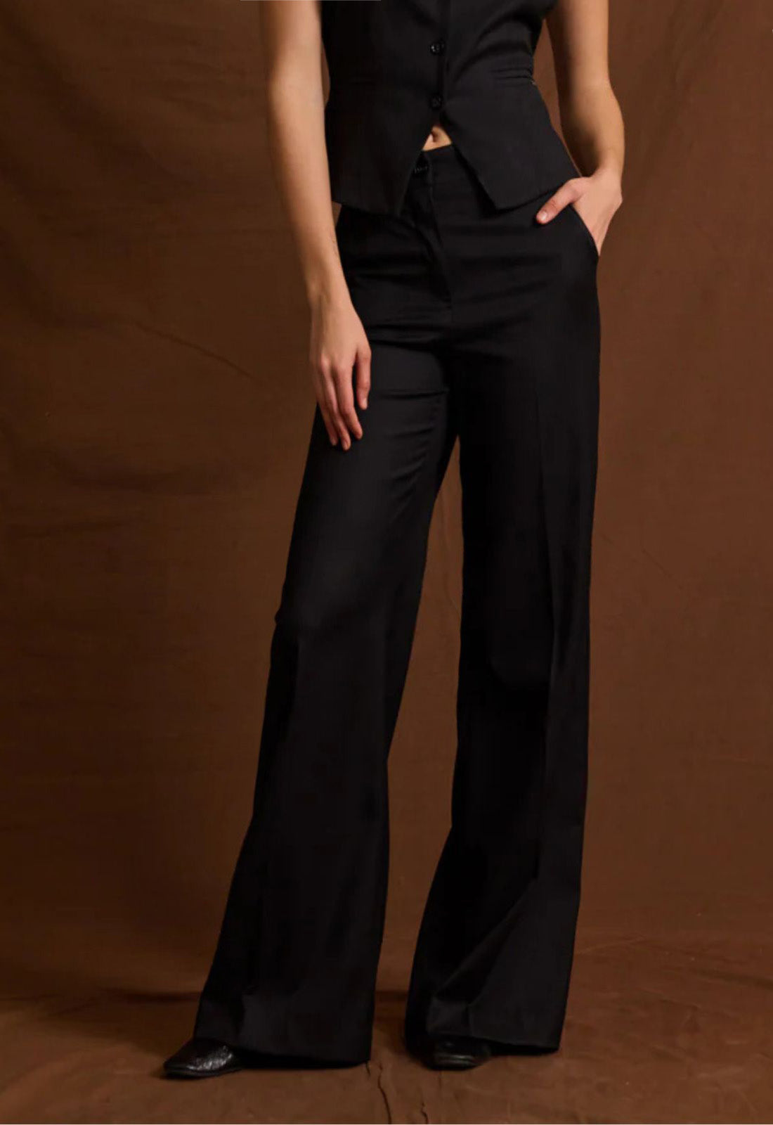 ΠΑΝΤΕΛΟΝΙ ΨΗΛΟΜΕΣΟ ΜΕ ΤΣΑΚΙΣΗ-ΜΑΥΡΟ