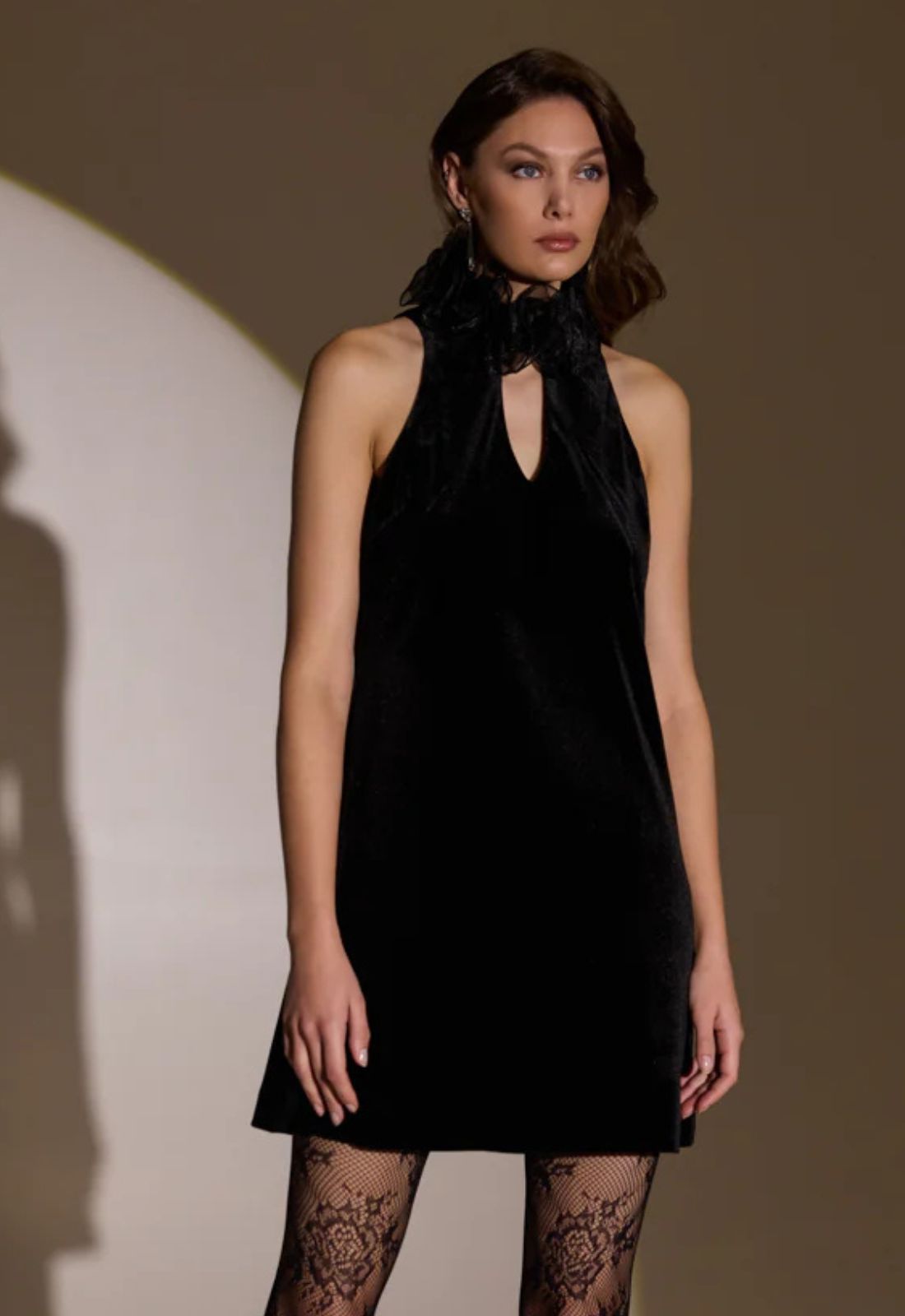 ΦΟΡΕΜΑ ΜΙΝΙ ΜΕ ΓΙΑΚΑ ΔΙΑΦΑΝΟ ΤΟΥΛΙ-ΜΑΥΡΟ