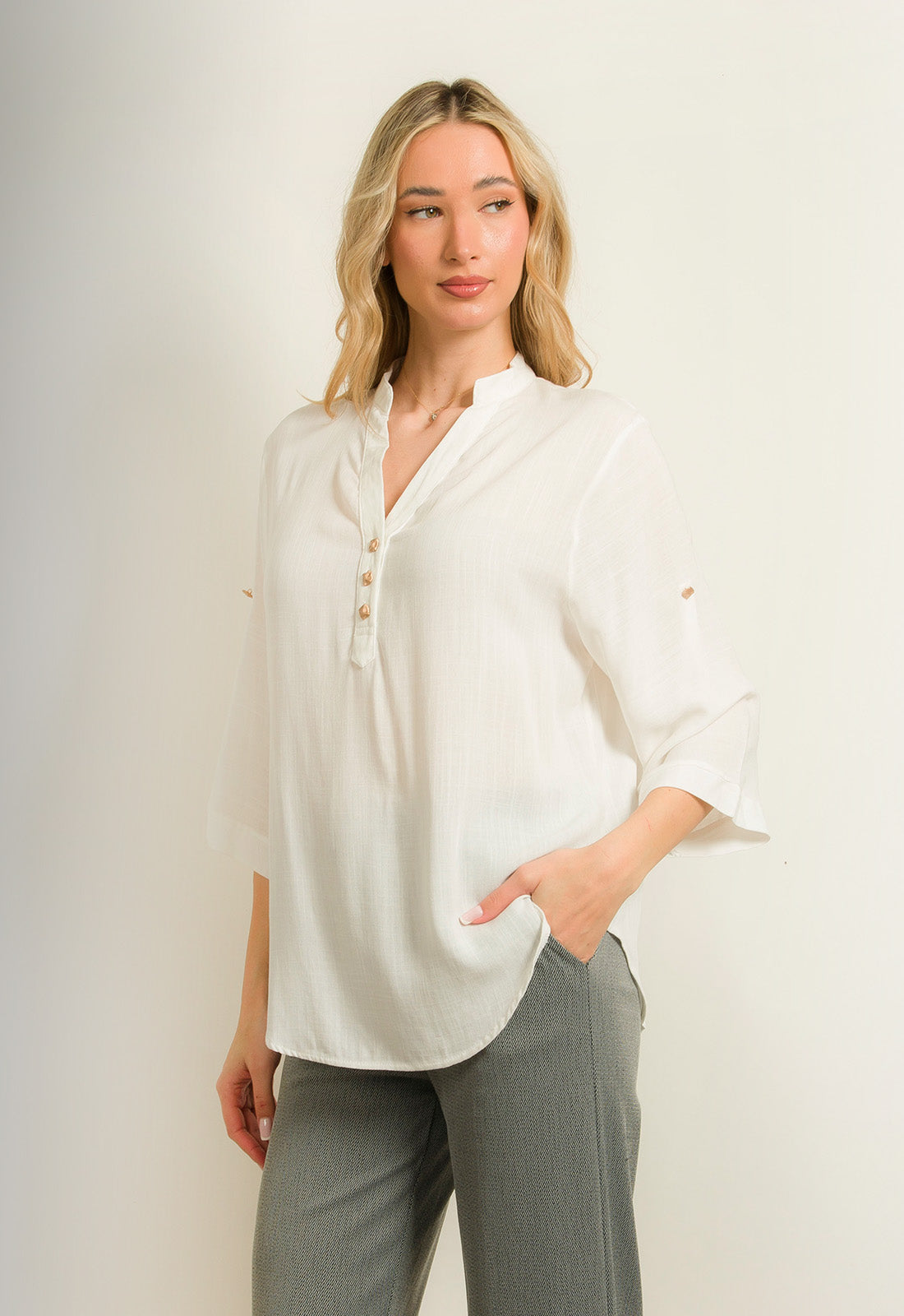 ΜΠΛΟΥΖΑ ΜΕ ΚΟΥΜΠΙΑ ΕΜΠΡΟΣ-ΛΕΥΚΟ