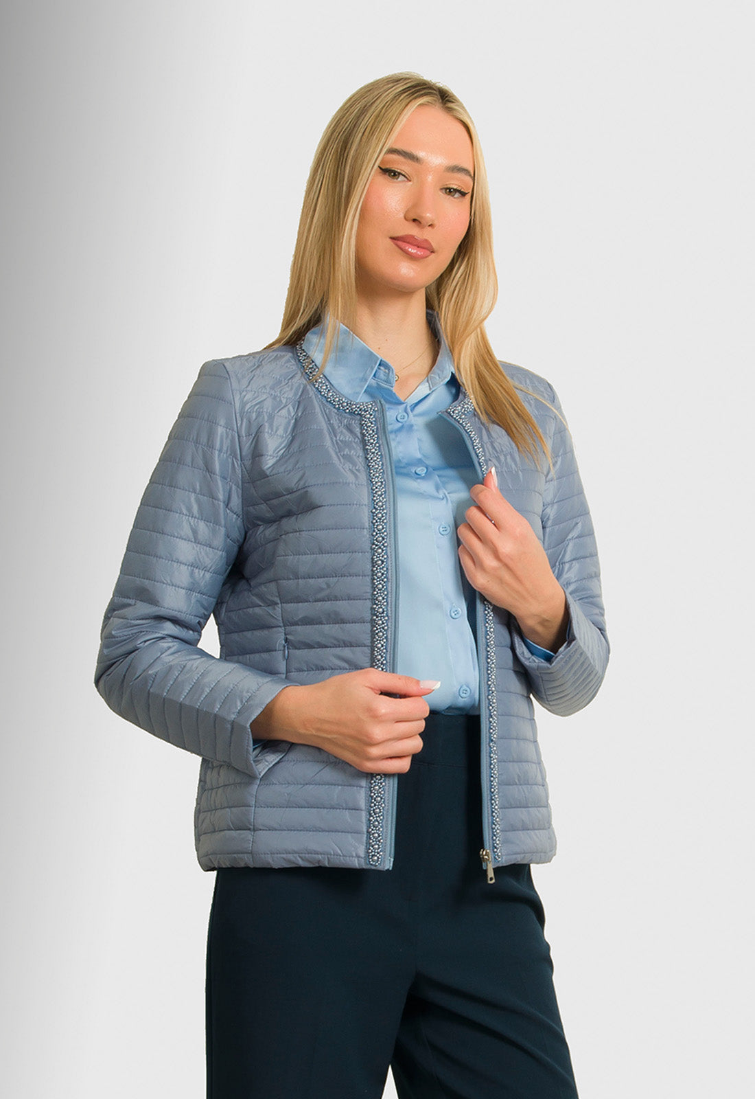 ΜΠΟΥΦΑΝ ΕΛΑΦΡΥ ΜΕ ΠΕΡΛΕΣ-ΜΠΛΕ ΡΑΦ