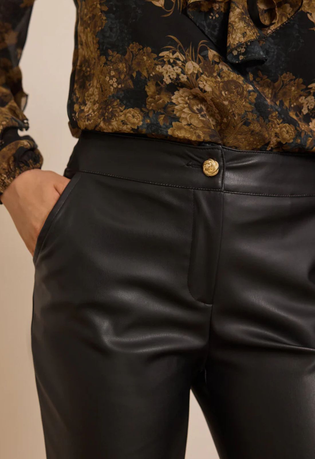 ΠΑΝΤΕΛΟΝΙ ΔΕΡΜΑΤΙΝΗΣ ΨΗΛΟΜΕΣΟ ΙΣΙΑ ΓΡΑΜΜΗ-ΜΑΥΡΟ