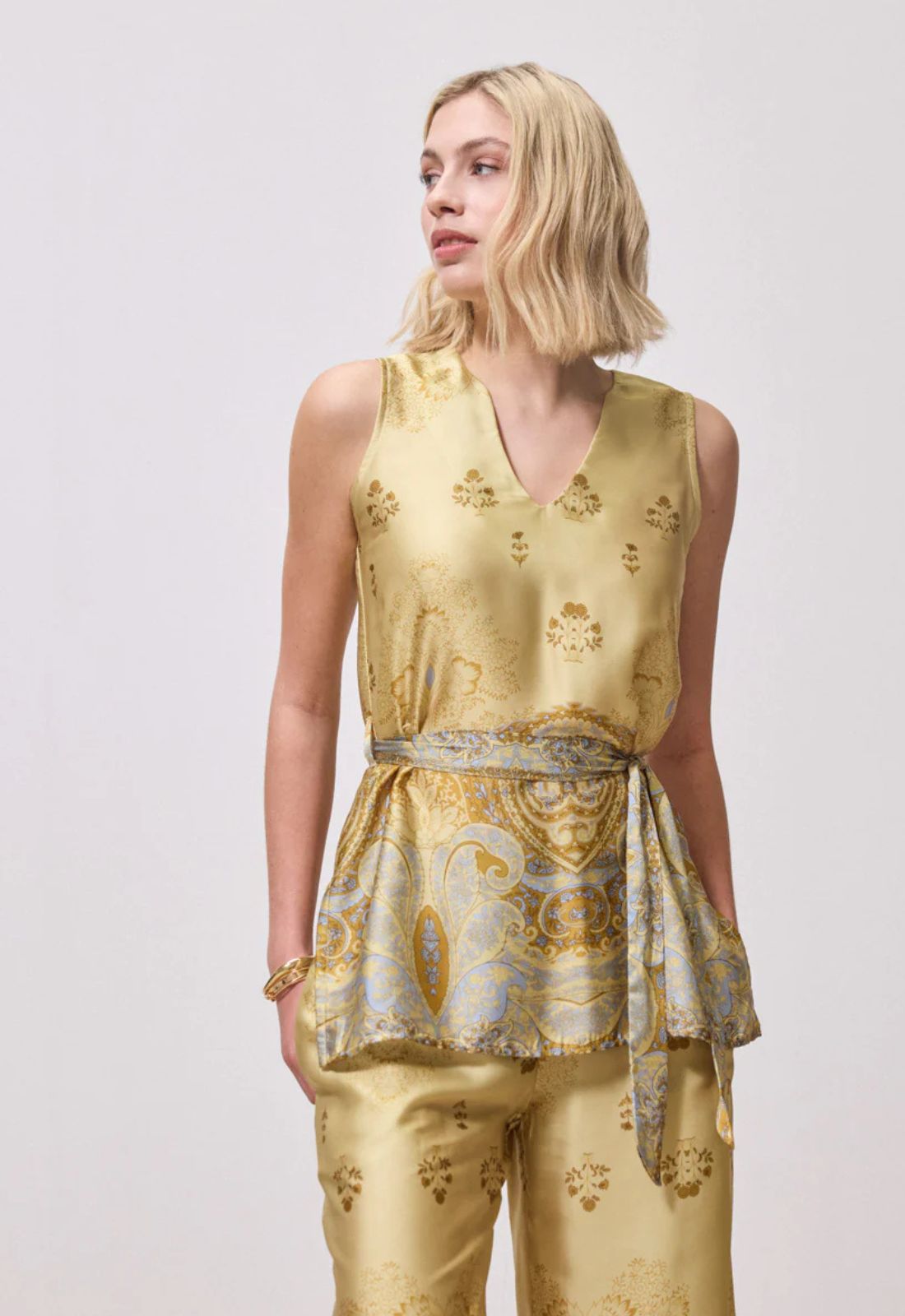 ΜΠΛΟΥΖΑ ΣΑΤΕΝ ΕΜΠΡΙΜΕ ΜΕ ΖΩΝΗ-LEMON