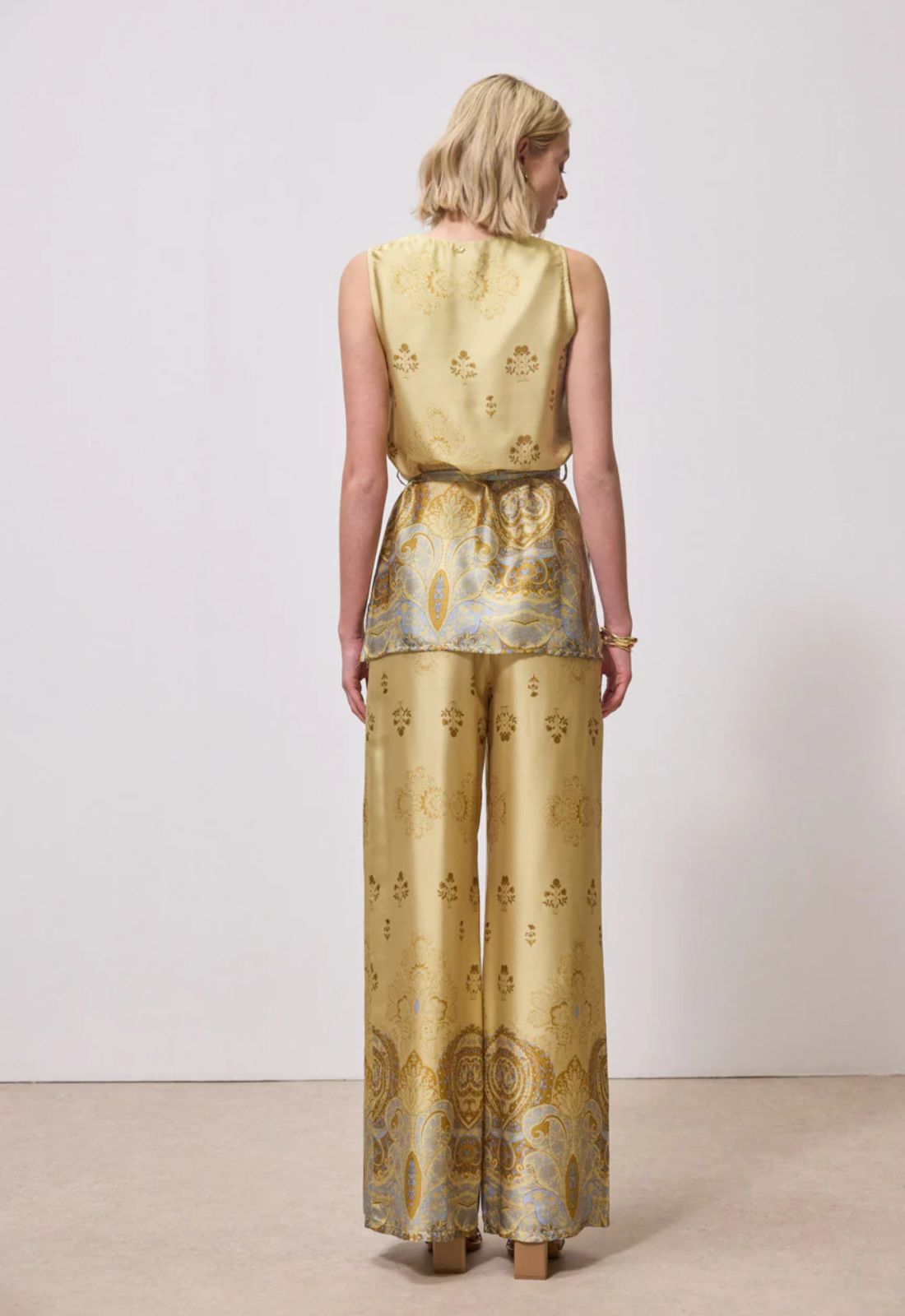 ΜΠΛΟΥΖΑ ΣΑΤΕΝ ΕΜΠΡΙΜΕ ΜΕ ΖΩΝΗ-LEMON