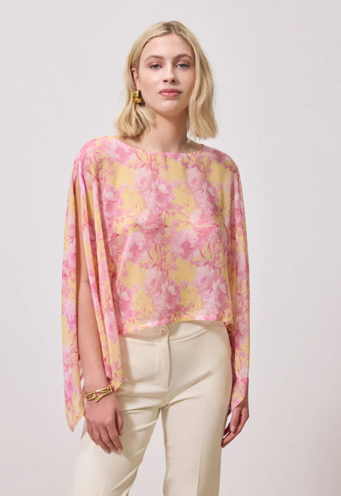 ΜΠΛΟΥΖΑ ΑΕΡΙΝΗ FLORAL ΗΜΙΔΙΑΦΑΝΗ-ΦΟΥΞΙΑ