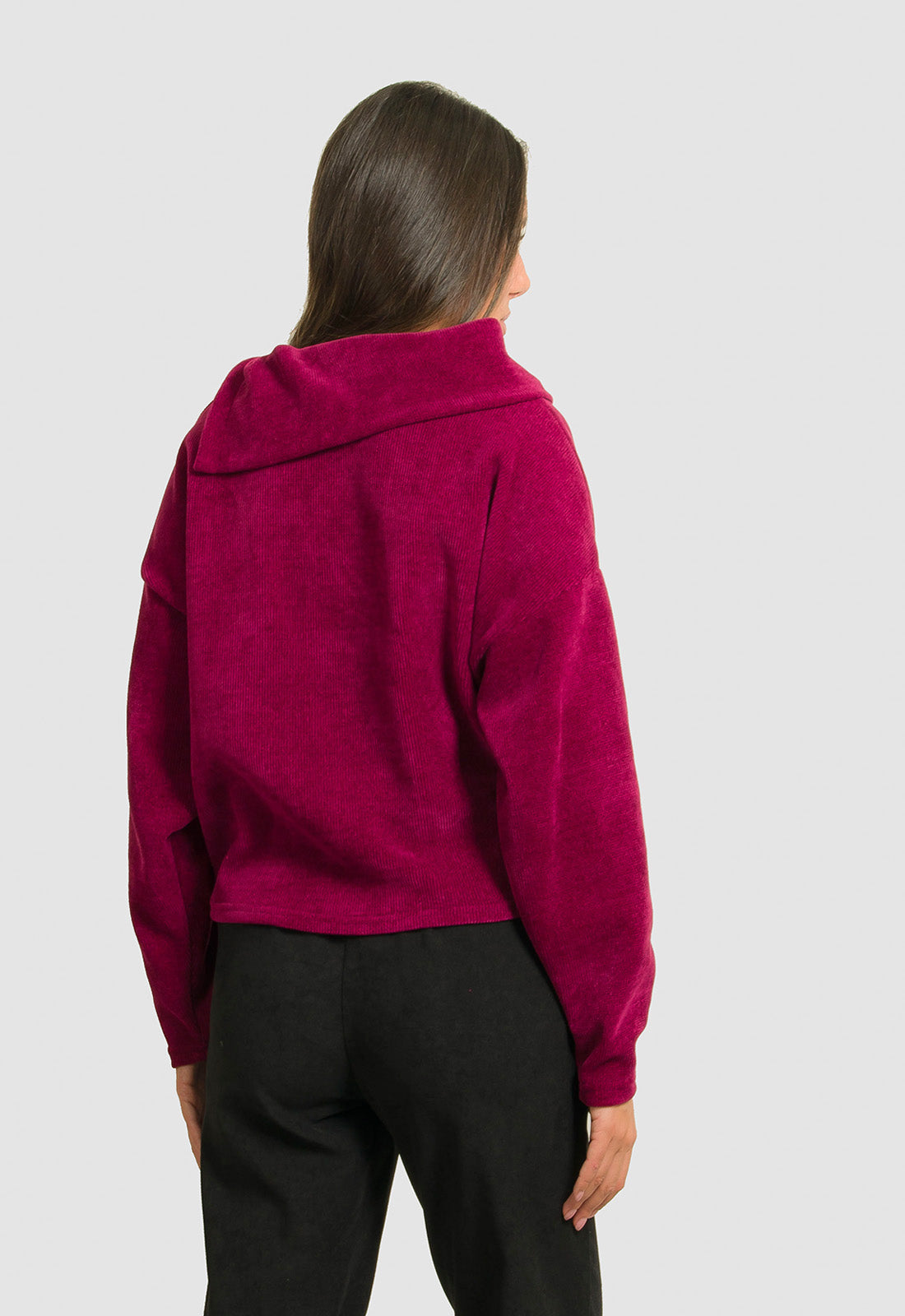 ΜΠΛΟΥΖΑ ΣΕΝΙΛ ΜΕ ΚΟΥΜΠΙΑ ΣΤΟ ΓΙΑΚΑ-ΜΠΟΡΝΤΟ