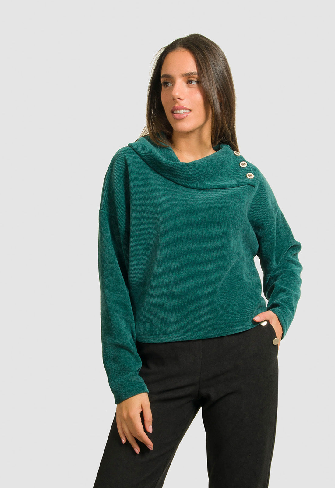 ΜΠΛΟΥΖΑ ΣΕΝΙΛ ΜΕ ΚΟΥΜΠΙΑ ΣΤΟ ΓΙΑΚΑ-ΠΡΑΣΙΝΗ