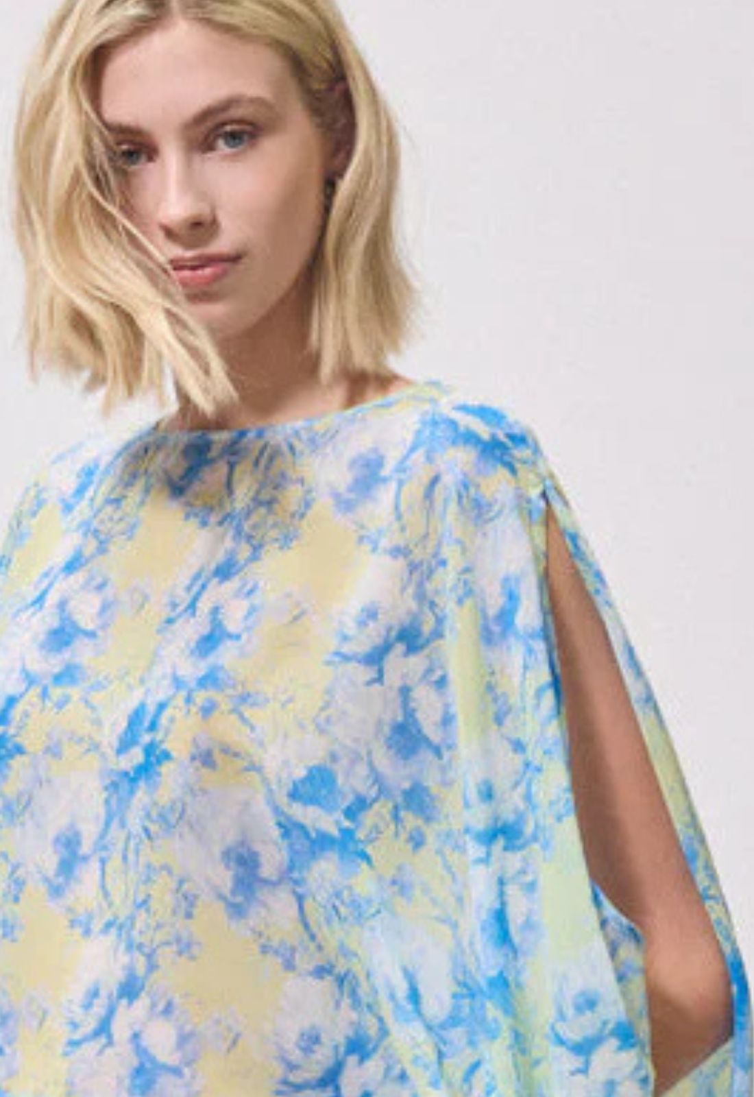 ΜΠΛΟΥΖΑ ΑΕΡΙΝΗ FLORAL ΗΜΙΔΙΑΦΑΝΗ-ΜΠΛΕ