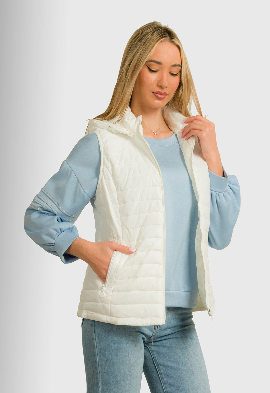 ΜΠΟΥΦΑΝ ΑΜΑΝΙΚΟ ΜΕ ΑΠΟΣΠΩΜΕΝΗ ΚΟΥΚΟΥΛΑ-ΛΕΥΚΟ