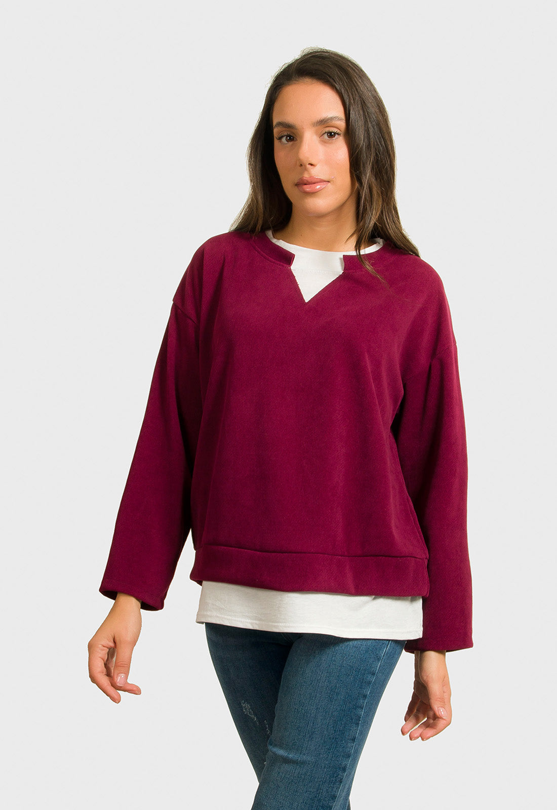 ΜΠΛΟΥΖΑ ΜΕ ΛΕΥΚΕΣ ΛΕΠΤΟΜΕΡΕΙΕΣ-ΜΠΟΡΝΤΟ