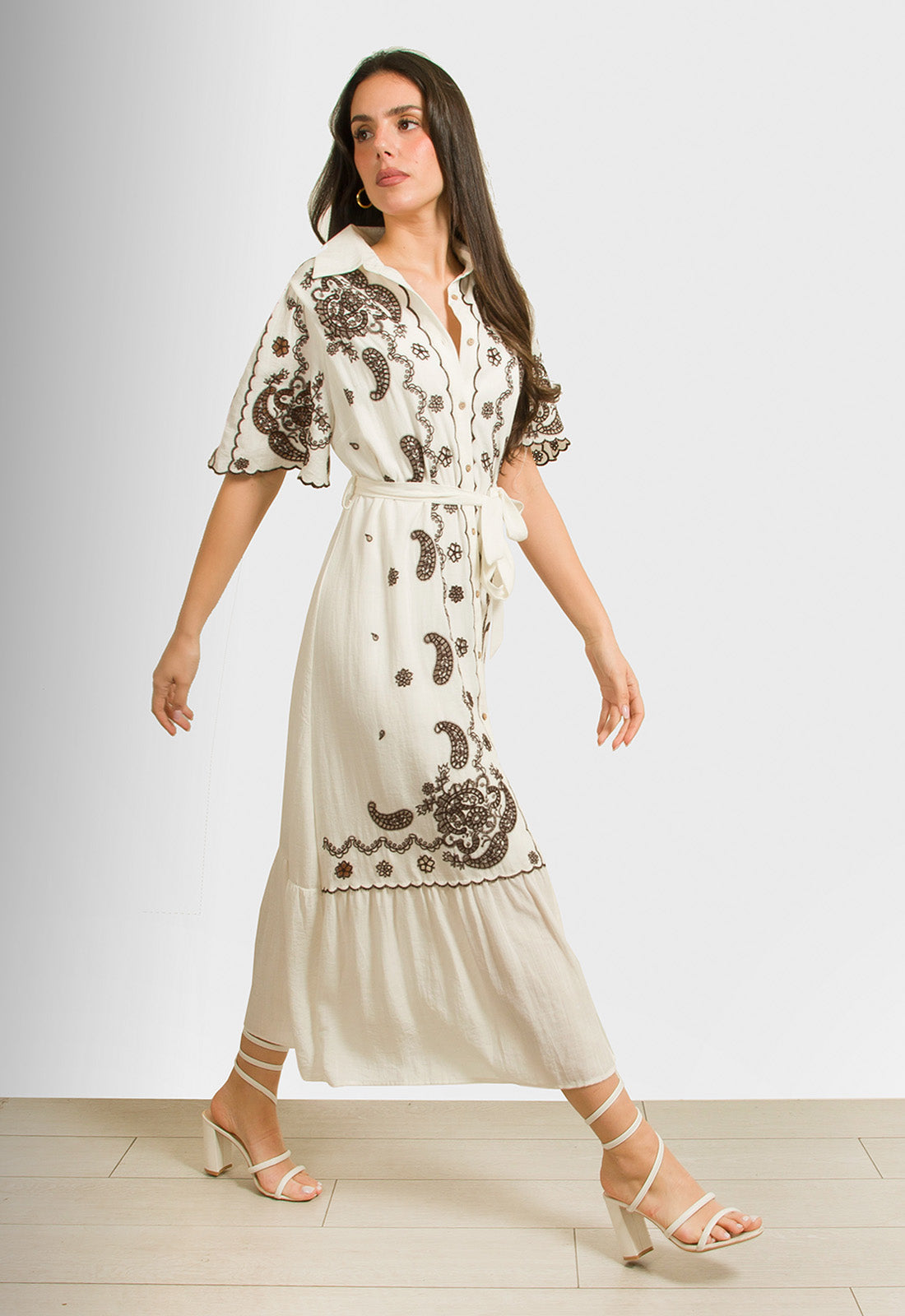 ΦΟΡΕΜΑ ΜΑΚΡΥ ΚΕΝΤΗΜΕΝΟ ΜΕ ΖΩΝΗ-ΕΚΡΟΥ