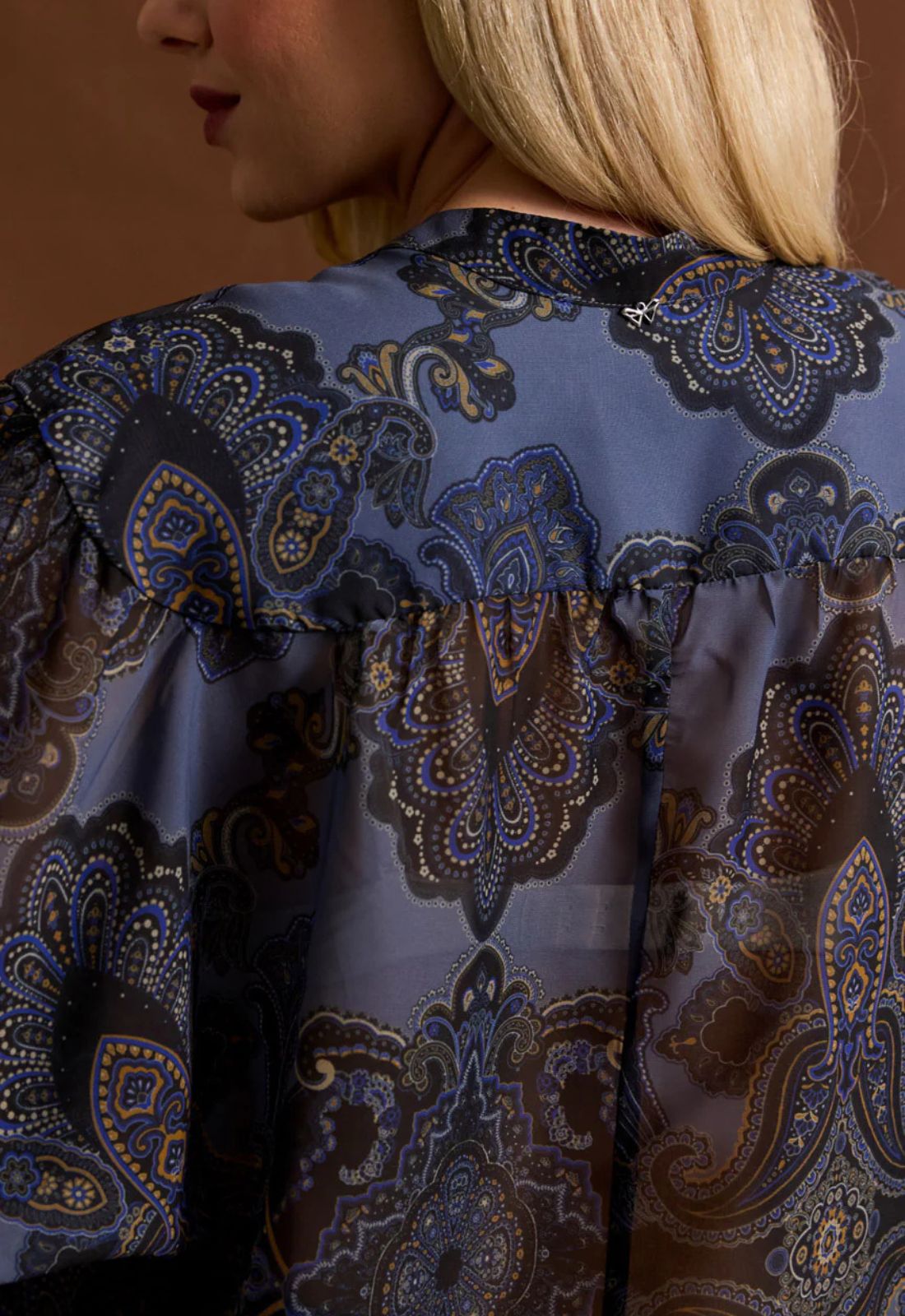 ΜΠΛΟΥΖΑ ΕΜΠΡΙΜΕ ΗΜΙΔΙΑΦΑΝΗ-ΜΠΛΕ ΡΑΦ