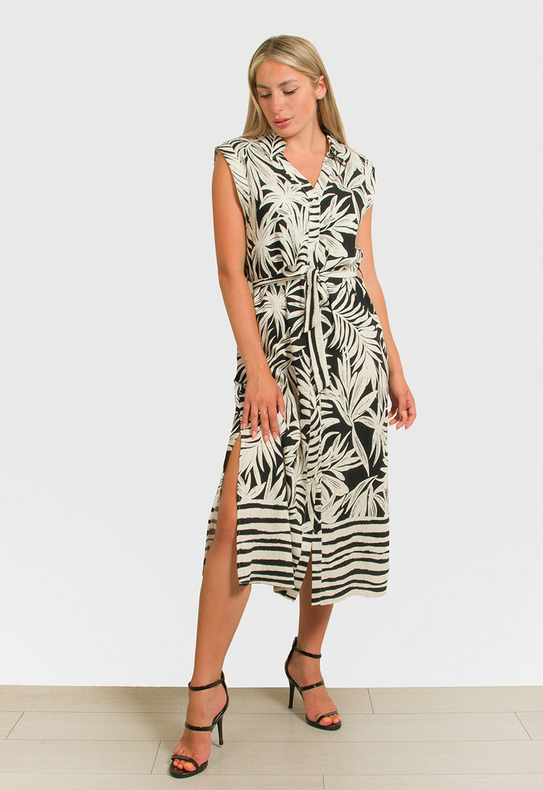 ΦΟΡΕΜΑ ΜΕ ΖΩΝΗ & ΑΝΟΙΓΜΑΤΑ-ΜΑΥΡΟ