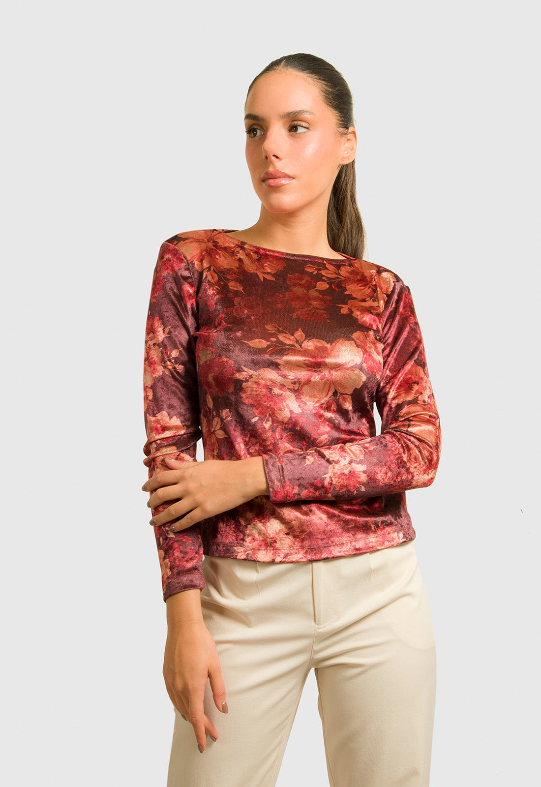 ΜΠΛΟΥΖΑ FLORAL ΕΦΑΡΜΟΣΤΗ-ΜΠΟΡΝΤΟ