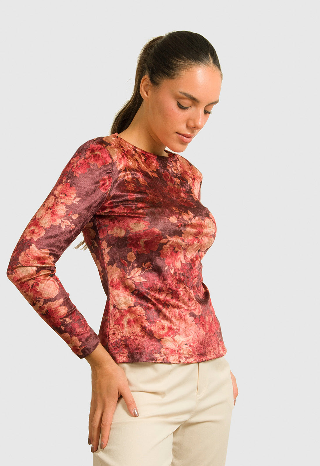 ΜΠΛΟΥΖΑ FLORAL ΕΦΑΡΜΟΣΤΗ-ΜΠΟΡΝΤΟ