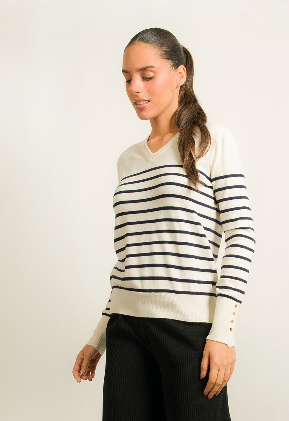 ΜΠΛΟΥΖΑ ΠΛΕΚΤΗ ΡΙΓΕ ΜΕ ΧΡΥΣΑ ΚΟΥΜΠΙΑ-ΛΕΥΚΗ