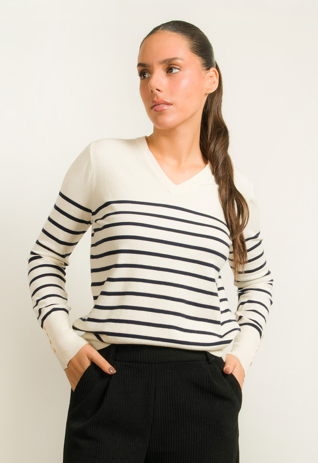 ΜΠΛΟΥΖΑ ΠΛΕΚΤΗ ΡΙΓΕ ΜΕ ΧΡΥΣΑ ΚΟΥΜΠΙΑ-ΛΕΥΚΗ