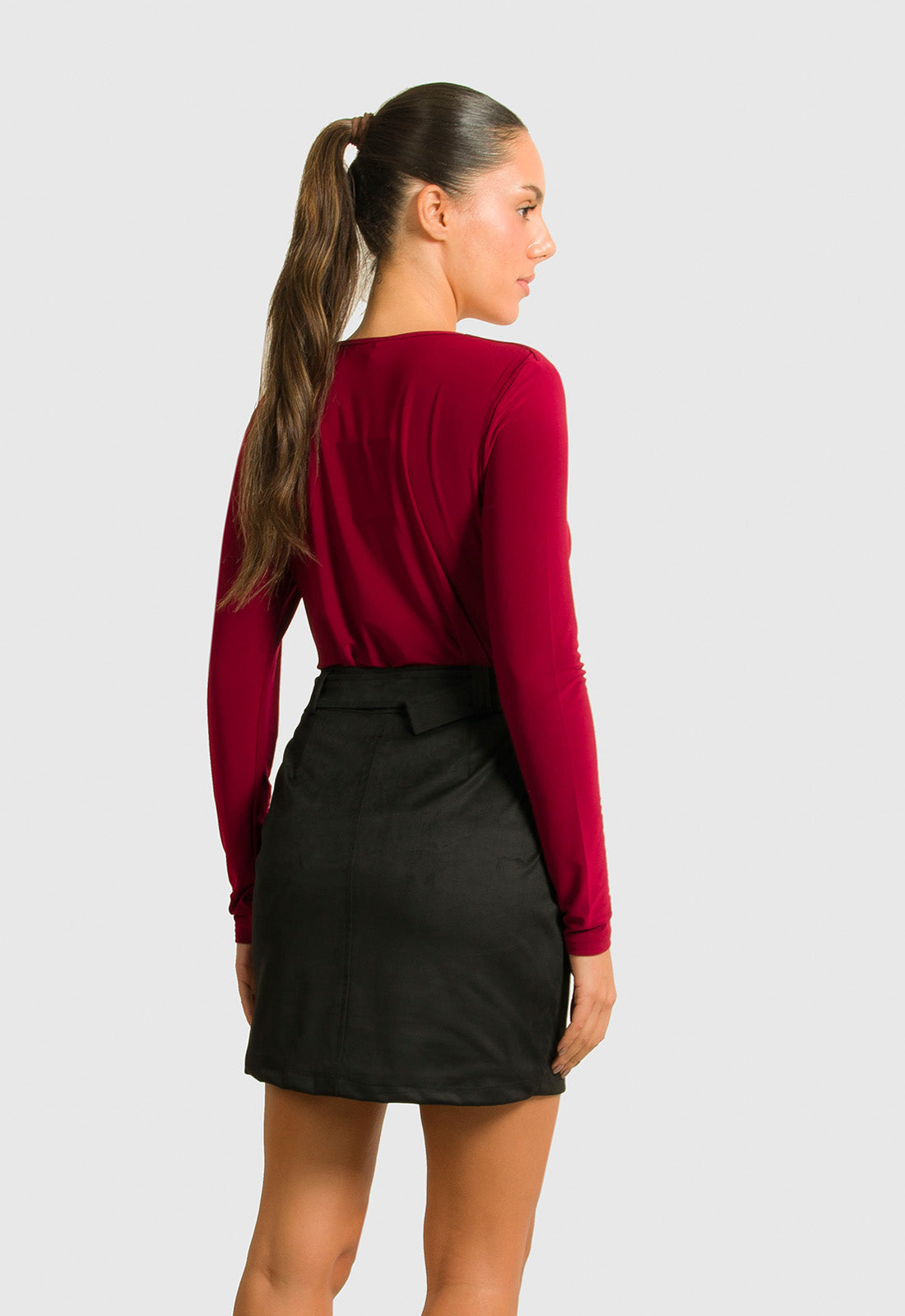 ΜΠΛΟΥΖΑ ΕΦΑΡΜΟΣΤΗ ΜΕ ΜΕΤΑΛΛΙΚΟ ΔΙΑΚΟΣΜΗΤΙΚΟ-ΜΠΟΡΝΤΟ