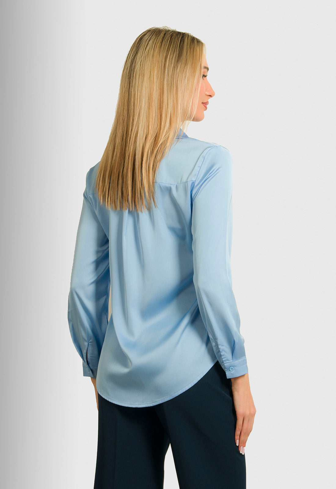 ΠΟΥΚΑΜΙΣΟ ΣΑΤΕΝ ΣΕ ΙΣΙΑ ΓΡΑΜΜΗ-ΣΙΕΛ