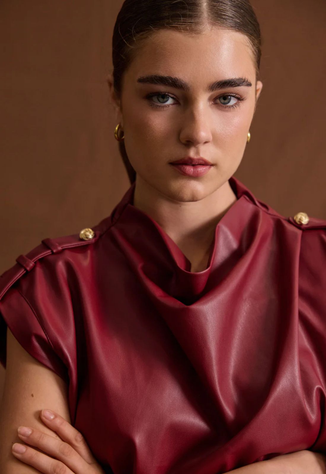 ΜΠΛΟΥΖΑ ΔΕΡΜΑΤΙΝΗΣ ΜΕ ΖΩΝΗ-ΜΠΟΡΝΤΟ