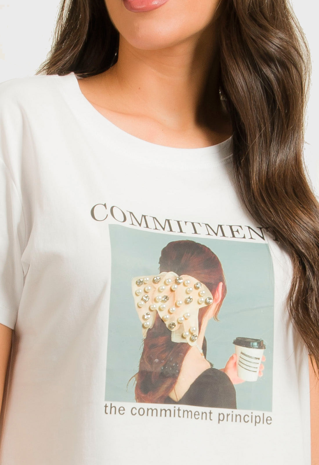 T-SHIRT ΜΕ ΣΤΑΜΠΑ ΚΑΙ ΠΕΡΛΕΣ-ΛΕΥΚΟ