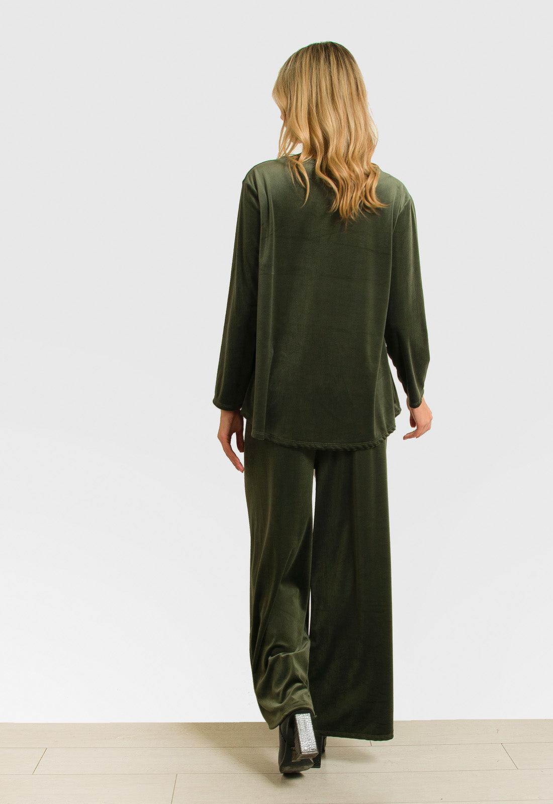 ΣΕΤ (ΜΠΛΟΥΖΑ-ΠΑΝΤΕΛΟΝΑ) ΒΕΛΟΥΤΕ - ΧΑΚΙ