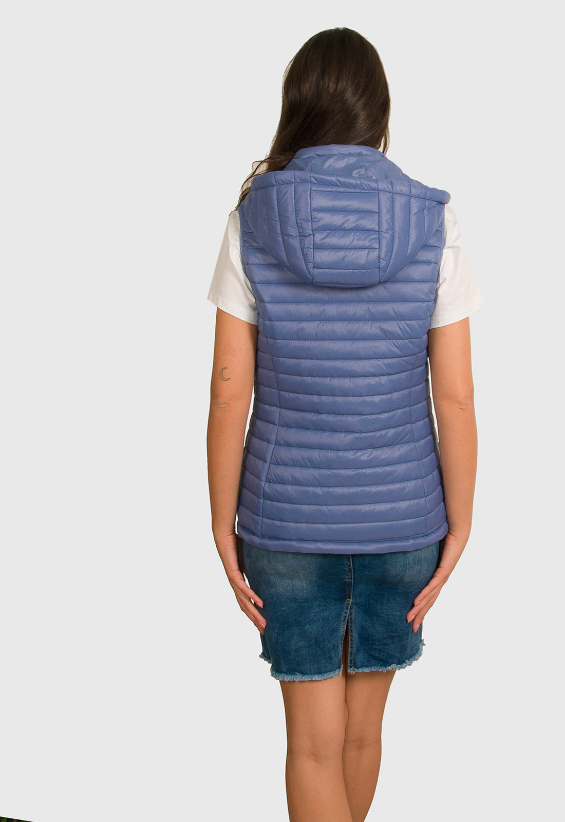 ΜΠΟΥΦΑΝ ΑΜΑΝΙΚΟ ΜΕ ΑΠΟΣΠΩΜΕΝΗ ΚΟΥΚΟΥΛΑ-ΜΠΛΕ ΡΑΦ