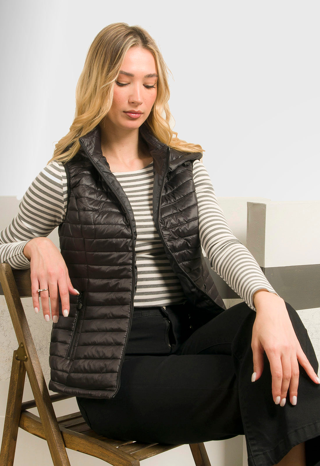 ΜΠΟΥΦΑΝ ΑΜΑΝΙΚΟ ΜΕ ΑΠΟΣΠΩΜΕΝΗ ΚΟΥΚΟΥΛΑ-ΜΑΥΡΟ