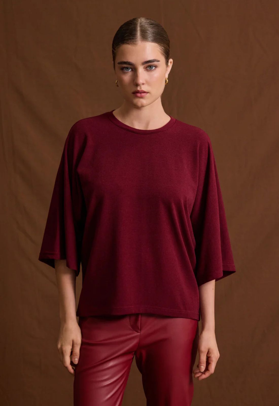 ΜΠΛΟΥΖΑ ΜΕ BOXY ΤΕΤΡΑΓΩΝΙΣΜΕΝΗ ΣΙΛΟΥΕΤΑ-ΜΠΟΡΝΤΟ