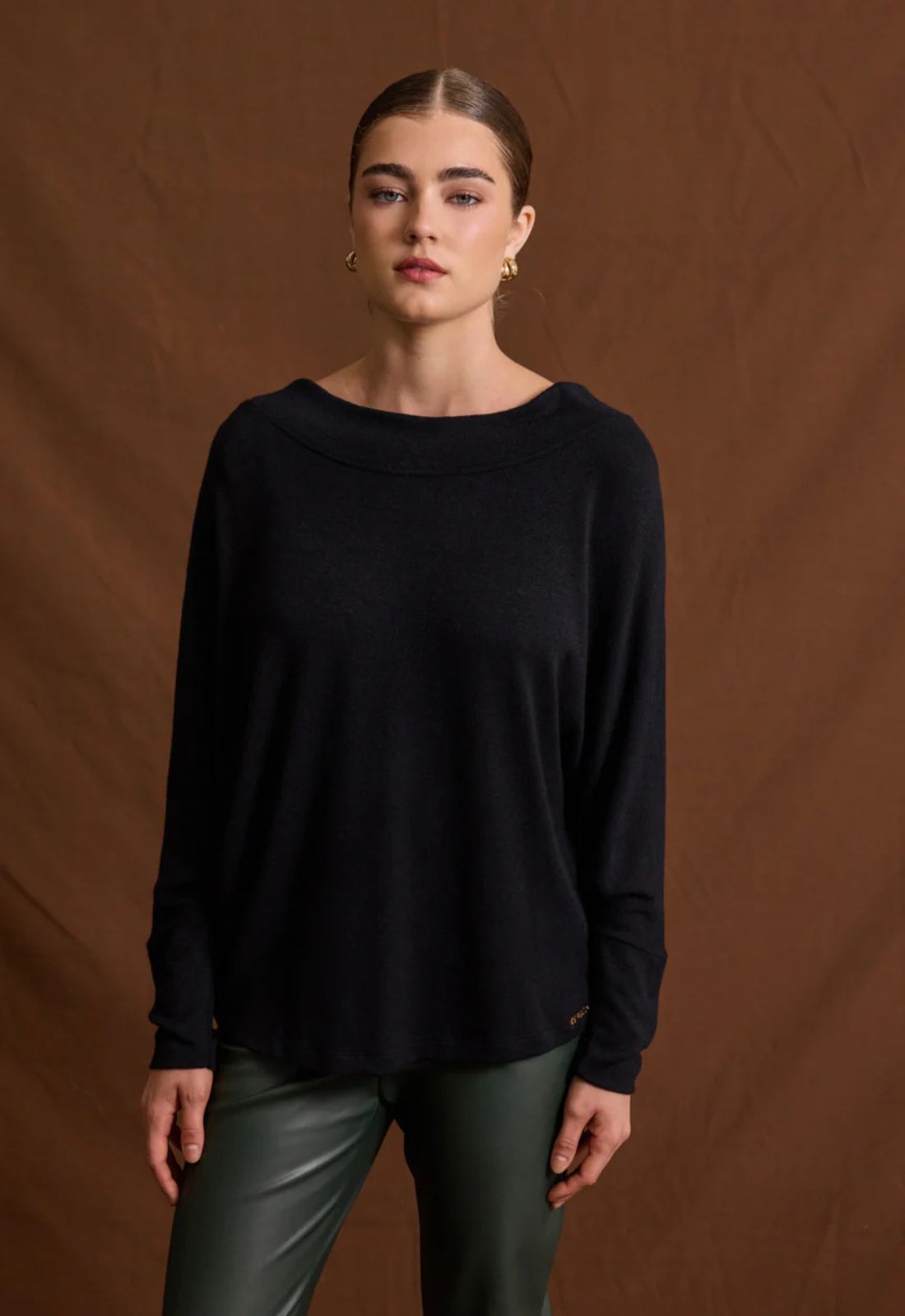 ΜΠΛΟΥΖΑ ΜΕ ΣΥΝΔΥΑΣΜΟ ΚΟΥΜΠΙΩΝ-ΜΑΥΡΗ