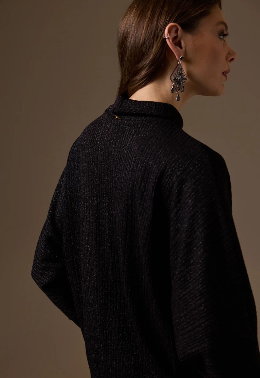 ΜΠΛΟΥΖΑ ΠΛΕΚΤΗ ΧΑΜΗΛΟ ΖΙΒΑΓΚΟ - ΜΑΥΡΗ