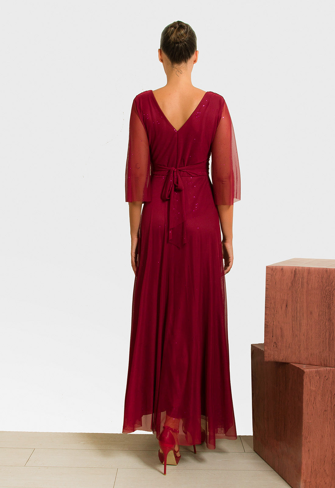 ΦΟΡΕΜΑ MAXI ΣΕ ΔΙΧΤΥ ΜΕ ΜΙΚΡΕΣ ΠΑΓΕΤΕΣ-ΜΠΟΡΝΤΟ