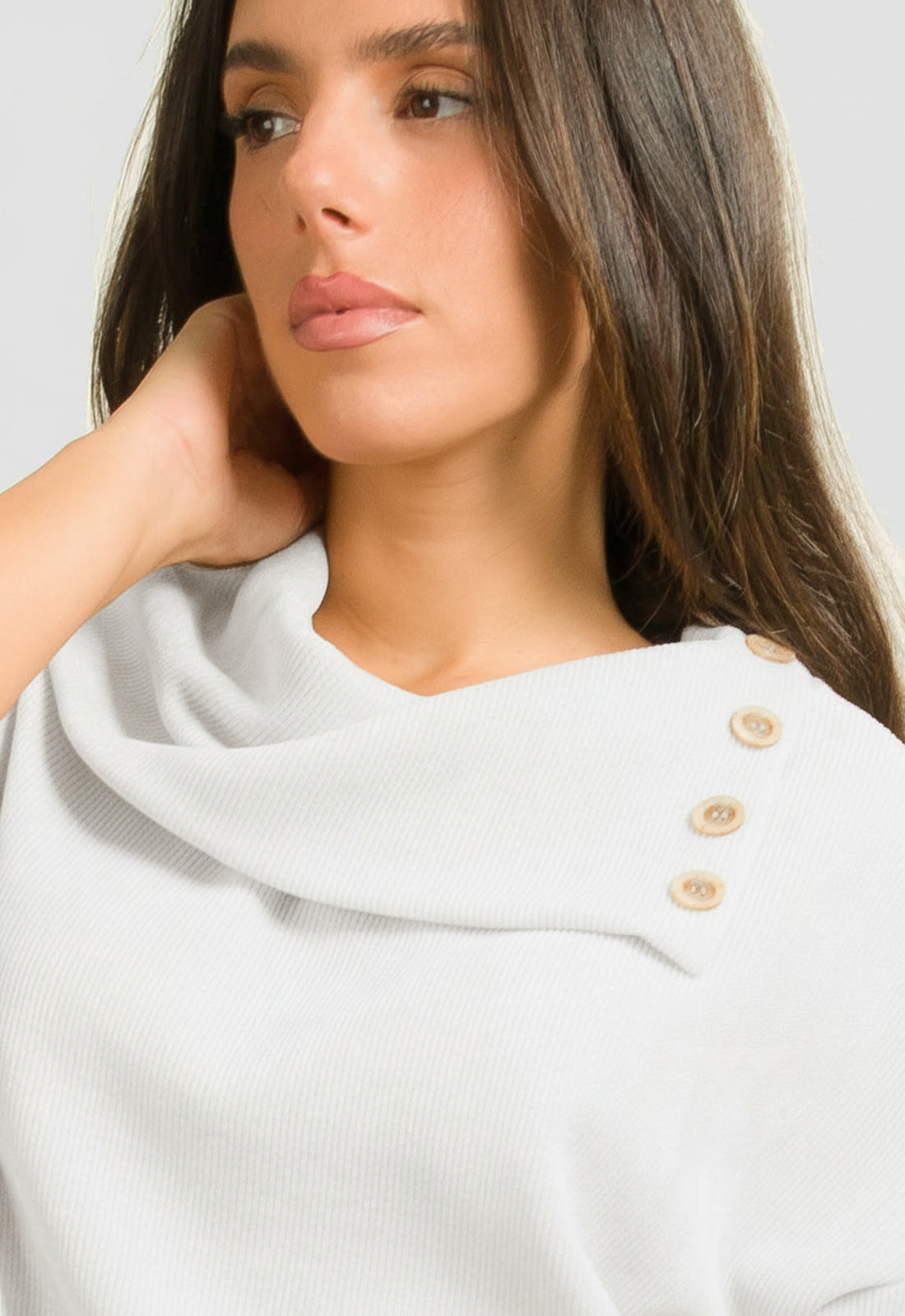 ΜΠΛΟΥΖΑ ΣΕΝΙΛ ΜΕ ΚΟΥΜΠΙΑ ΣΤΟ ΓΙΑΚΑ-ΕΚΡΟΥ