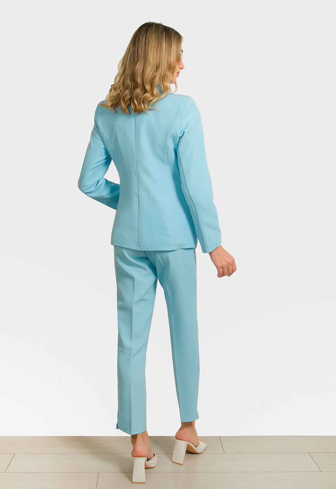 ΚΟΣΤΟΥΜΙ ΜΕ ΜΕΣΑΤΟ ΣΑΚΑΚΙ-ΣΙΕΛ