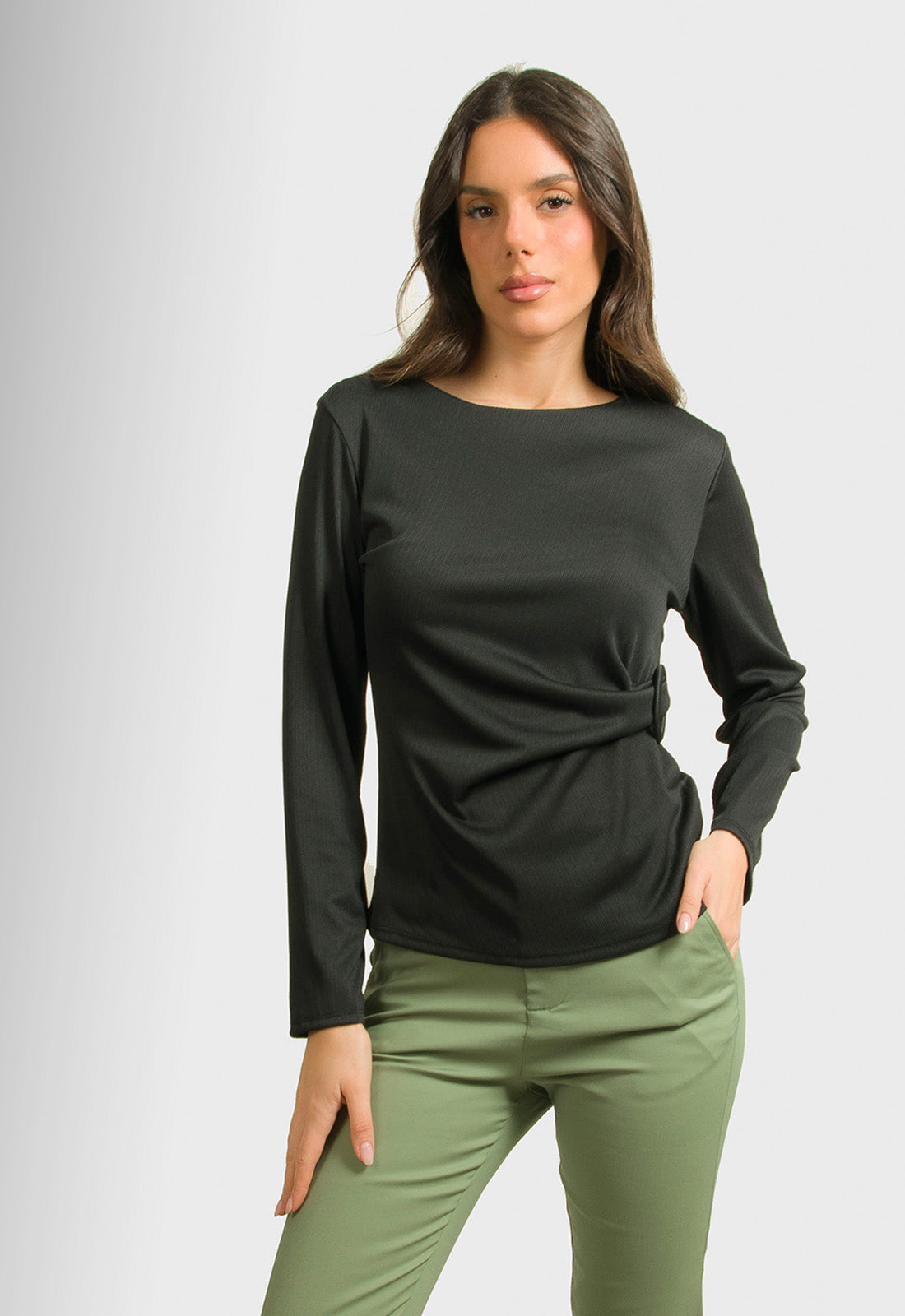 ΜΠΛΟΥΖΑ ΜΕ ΚΟΜΠΟ & ΑΓΚΡΑΦΑ - ΜΑΥΡΗ