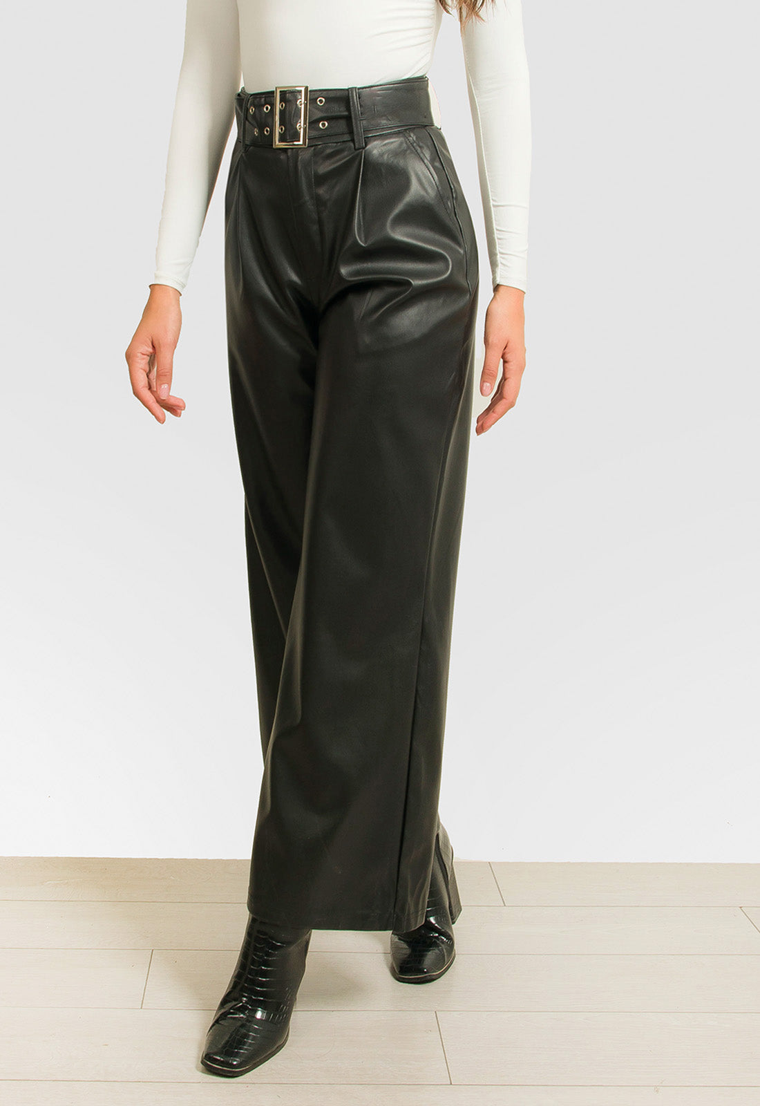 ΠΑΝΤΕΛΟΝΑ ΔΕΡΜΑΤΙΝΗΣ ΜΕ ΖΩΝΗ-ΜΑΥΡΗ