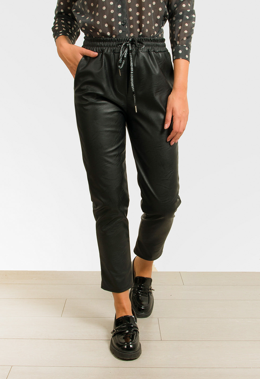 ΠΑΝΤΕΛΟΝΙ ΔΕΡΜΑΤΙΝΗΣ ΜΕ ΛΑΣΤΙΧΟ & ΚΟΡΔΟΝΙ-ΜΑΥΡΟ