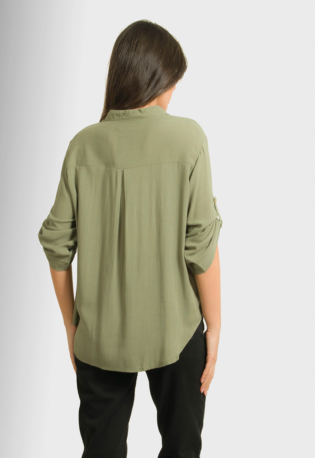 ΜΠΛΟΥΖΑ ΜΕ ΚΟΥΜΠΙΑ ΕΜΠΡΟΣ-ΧΑΚΙ