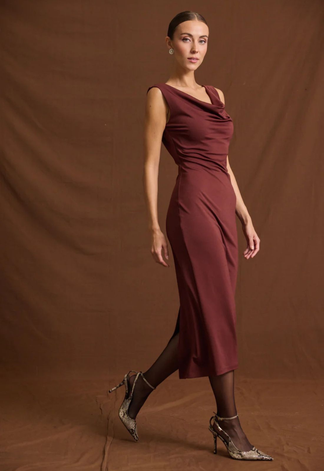 ΦΟΡΕΜΑ MIDI ΝΤΡΑΠΕ ΑΜΑΝΙΚΟ-WINE