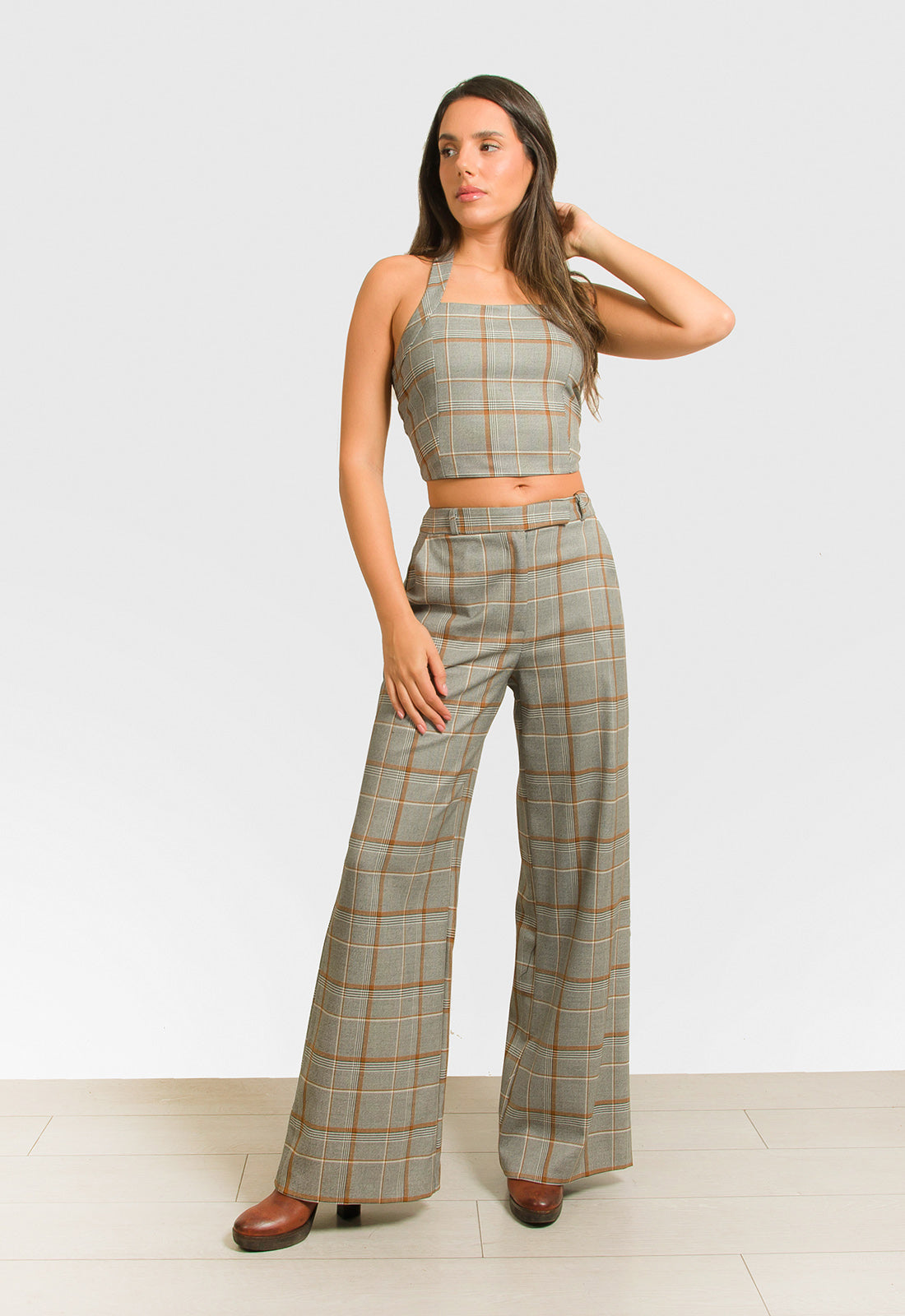 ΠΑΝΤΕΛΟΝΑ ΚΑΡΩ - ΓΚΡΙ