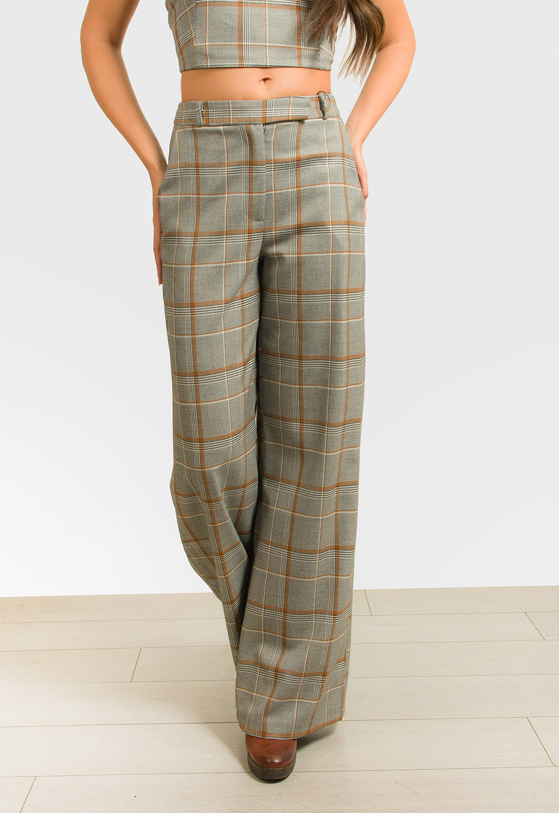 ΠΑΝΤΕΛΟΝΑ ΚΑΡΩ - ΓΚΡΙ