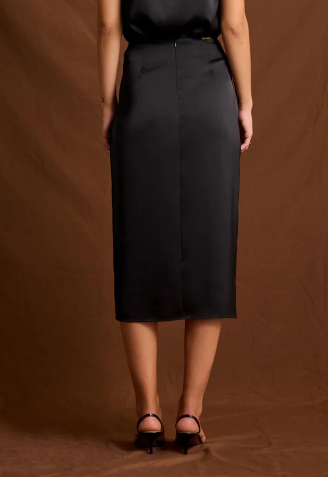 ΦΟΥΣΤΑ ΜΙΝΤΙ ΜΕ ΑΝΟΙΓΜΑ ΣΑΤΕΝ-ΜΑΥΡΗ