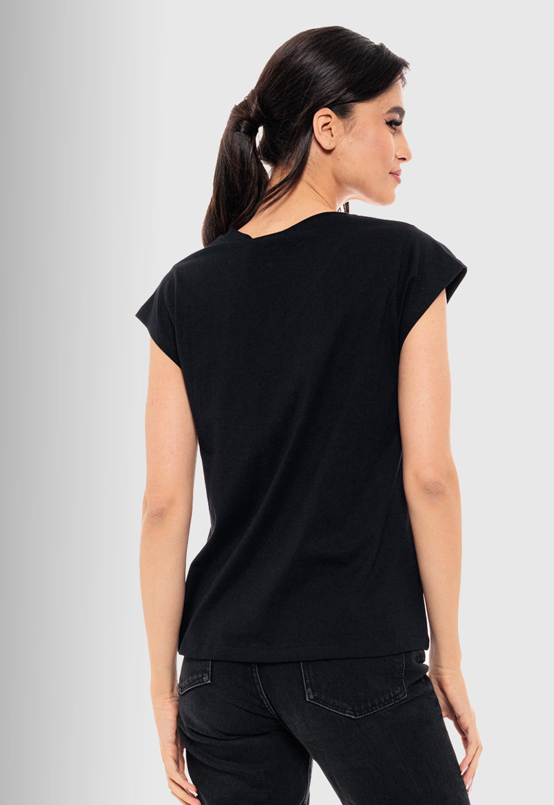 T-SHIRT ΜΕ ΤΥΠΩΜΑ "enjoy" -ΜΑΥΡΟ