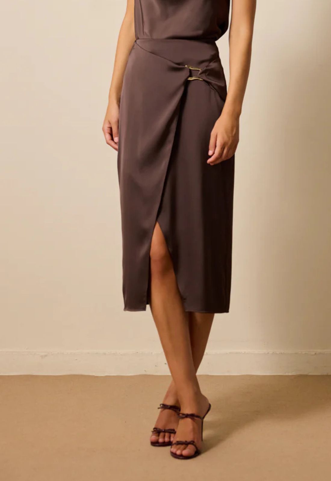 ΦΟΥΣΤΑ ΜΙΝΤΙ ΜΕ ΑΝΟΙΓΜΑ ΣΑΤΕΝ-ESPRESSO