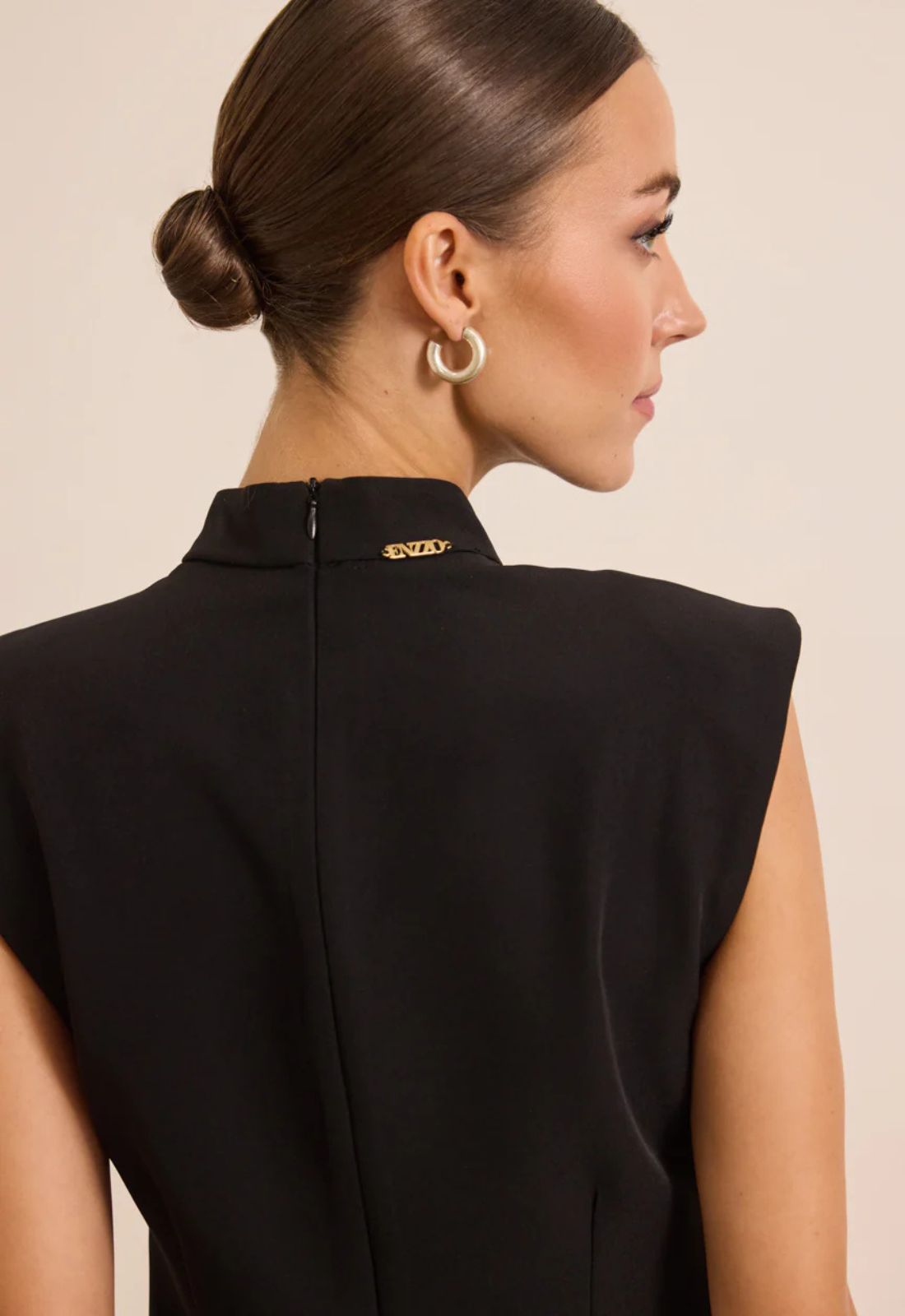 ΦΟΡΕΜΑ ΜΙΝΙ ΜΕ ΣΧΕΔΙΟ ΒΟΛΑΝ-ΜΑΥΡΟ