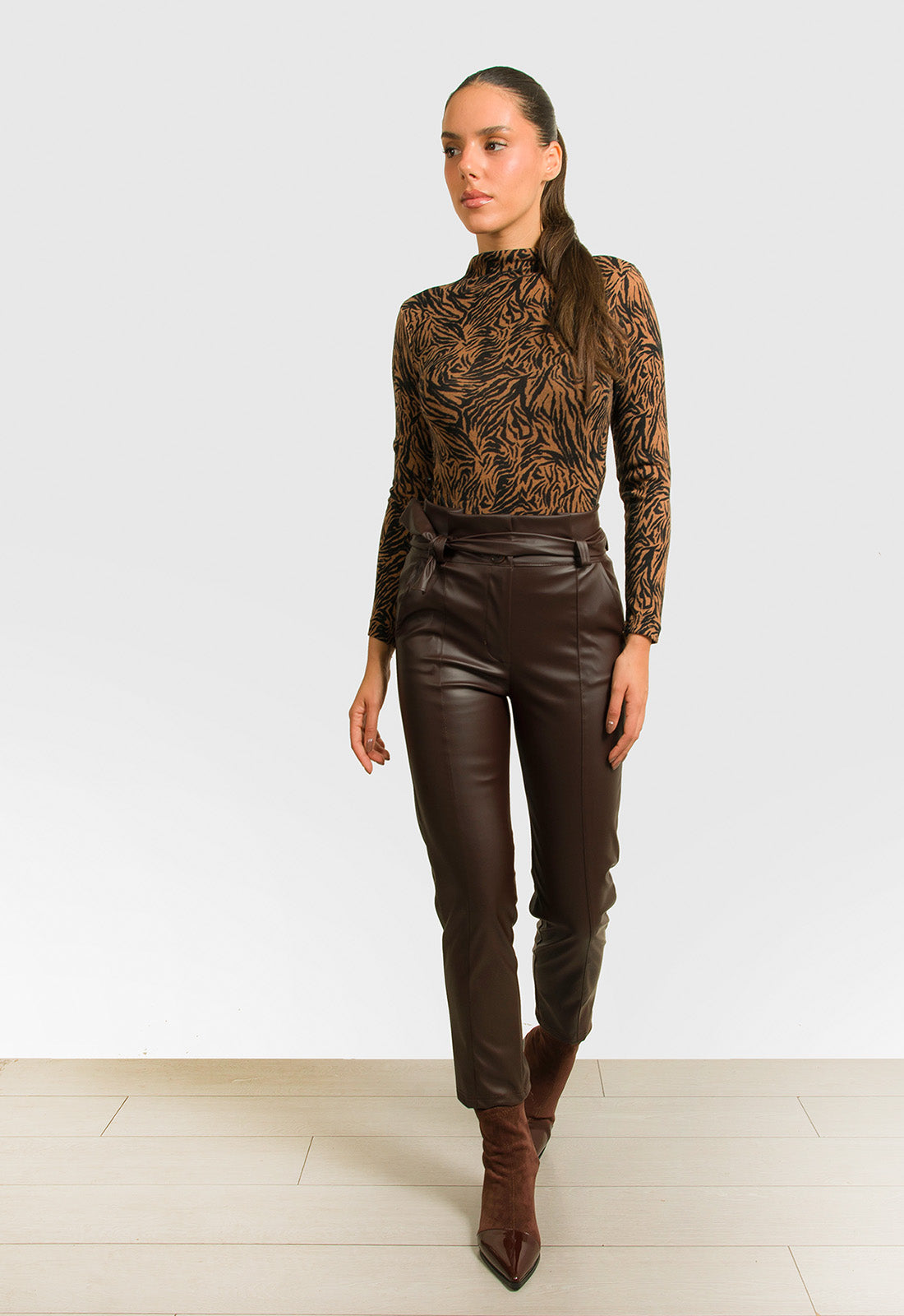 ΠΑΝΤΕΛΟΝΙ ΔΕΡΜΑΤΙΝΗ ΜΕ ΖΩΝΗ-ΚΑΦΕ