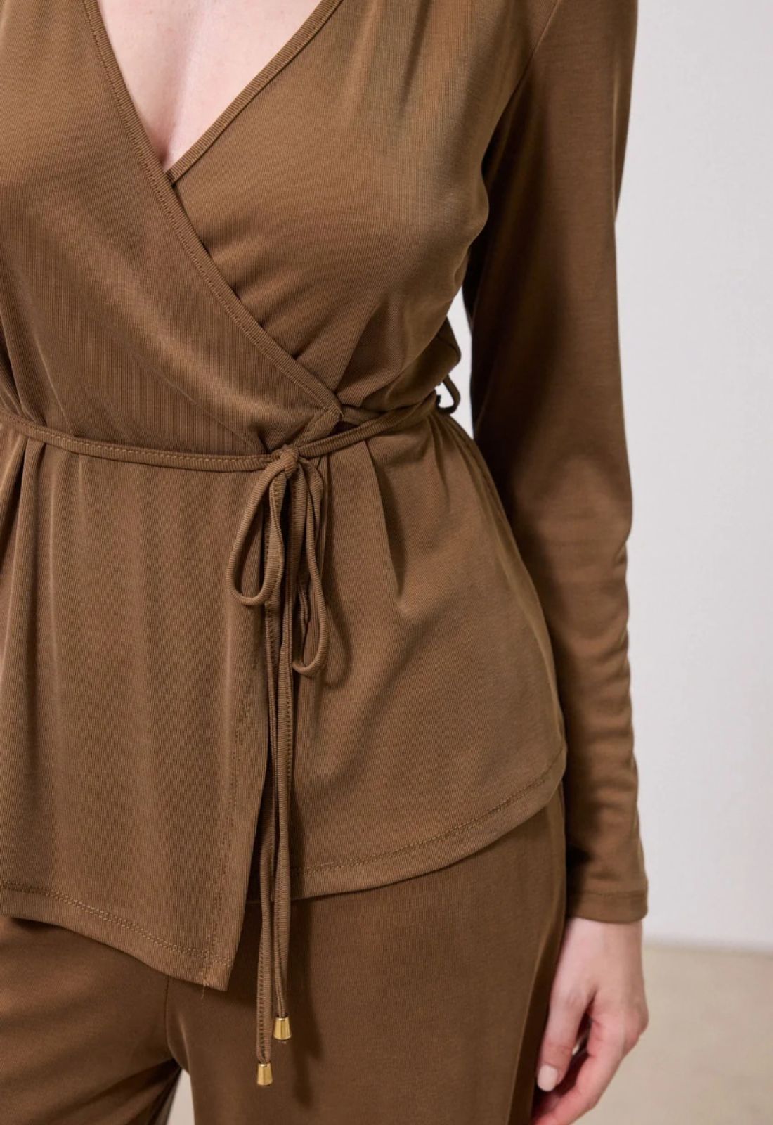 ΜΠΛΟΥΖΑ ΚΡΟΥΑΖΕΜΕ ΔΕΣΙΜΟ-ΚΑΦΕ